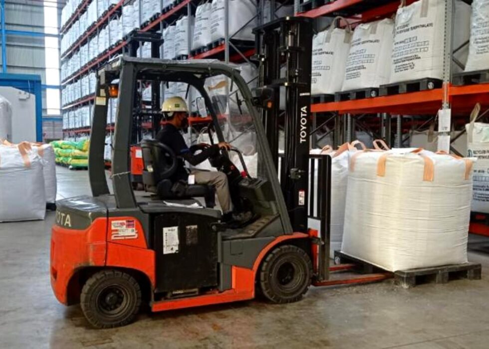 Outsourcing Driver Forklift